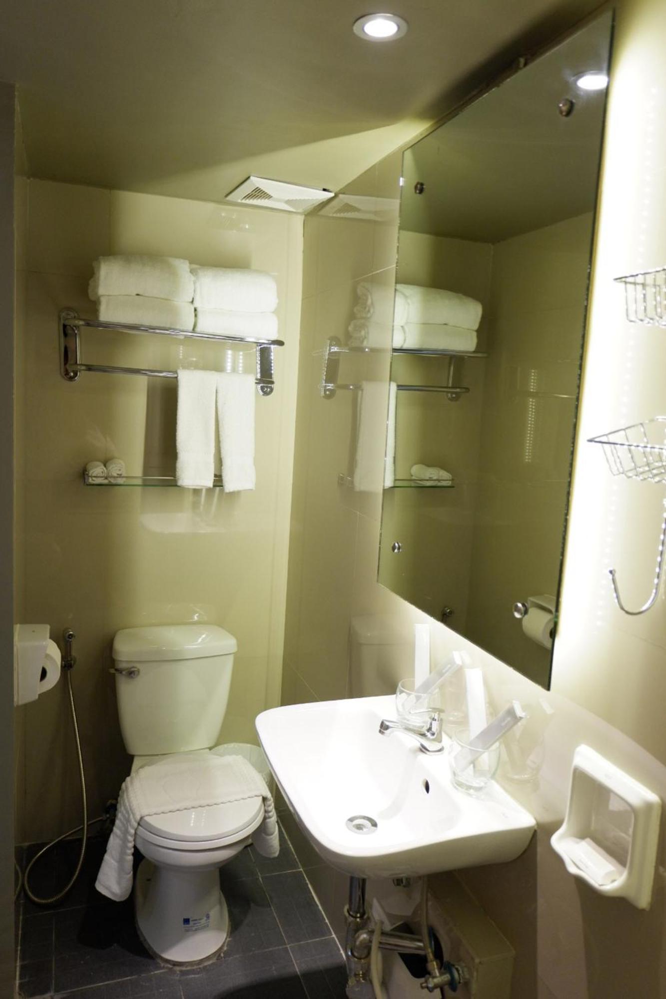 Kamusta Boutique Hotel Balabag  Δωμάτιο φωτογραφία
