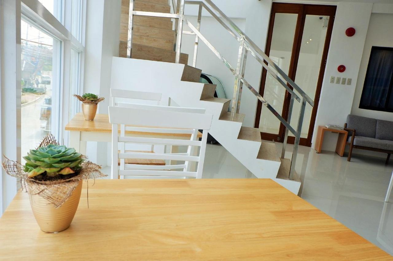 Kamusta Boutique Hotel Balabag  Εξωτερικό φωτογραφία